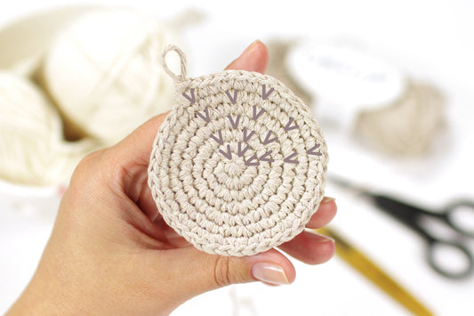 TUTORIAL: Crocheting a Round Piece