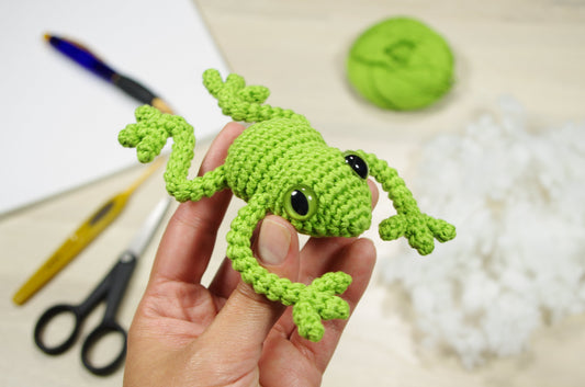 FREE PATTERN: Tree Frog