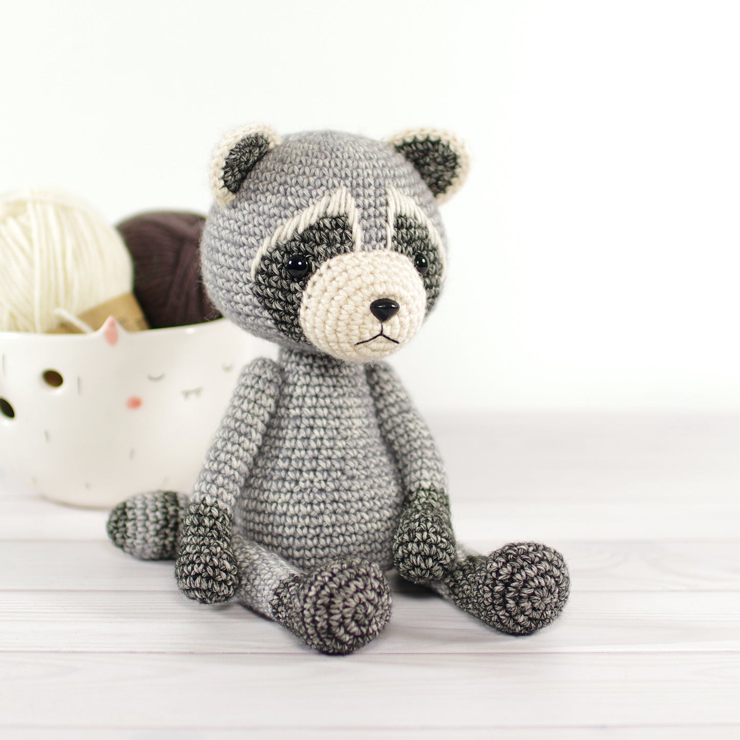 Amigurumi raccoon pattern