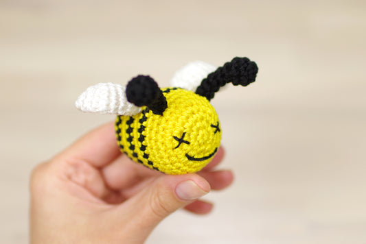 FREE PATTERN: Bumble Bee Rattle