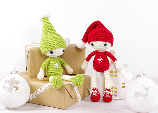 Free Crochet Pattern: Small Christmas Elves