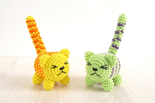 FREE PATTERN: Stripy cat rattle