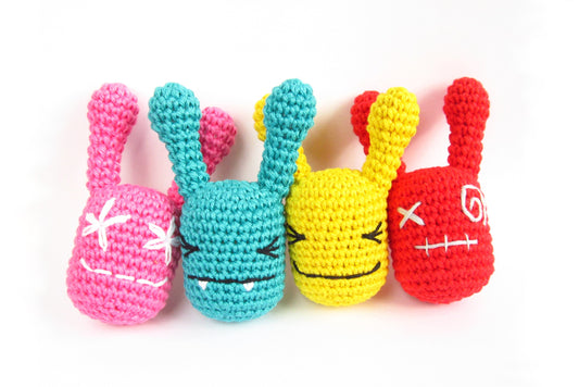 Free Pattern: Rattle mosters