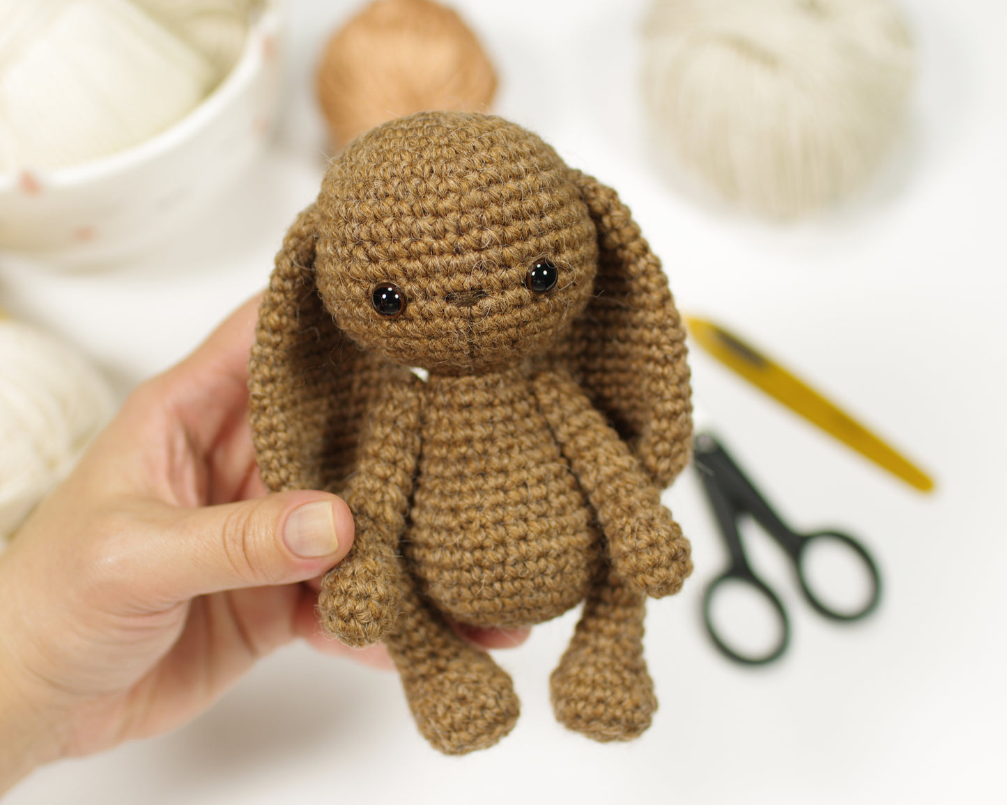 Crochet Pattern - Tilda and Daisy the Small Bunnies