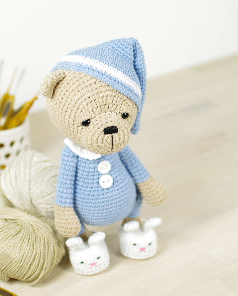 Cuddly crochet teddy bear tutorial